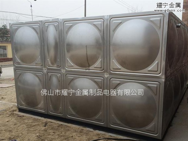 福建傲農生物科技集團熱水工程不鏽鋼保溫水箱