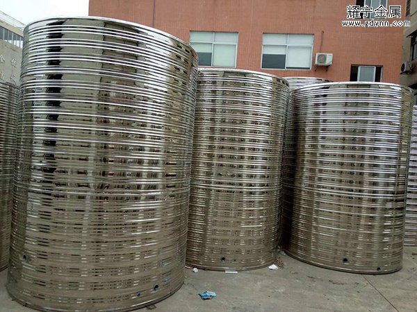 不鏽鋼保溫水箱製作過程