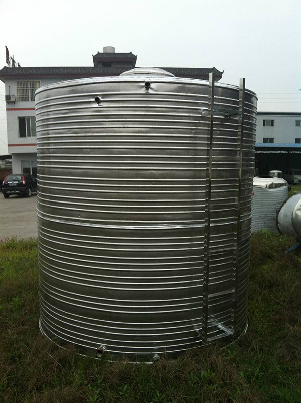 貴陽不鏽鋼圓柱形保溫水箱