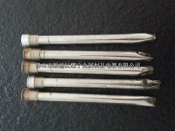 空氣能熱水器配套的不鏽鋼水箱盲管是什麼