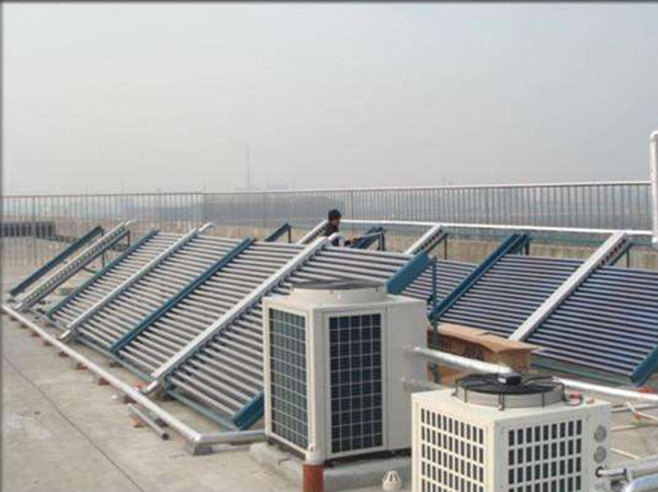 太陽能不鏽鋼水箱的水路控製係統工作原理圖