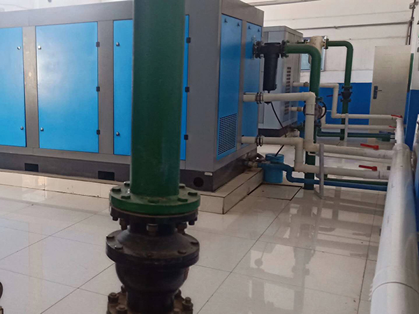 陝西空壓機餘熱回收工程不鏽鋼水箱、ppr保溫管