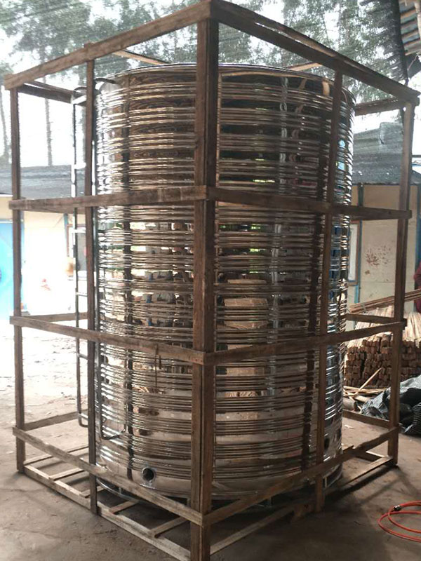 北京不鏽鋼水箱，鍋爐補水箱，循環圓形水箱3個