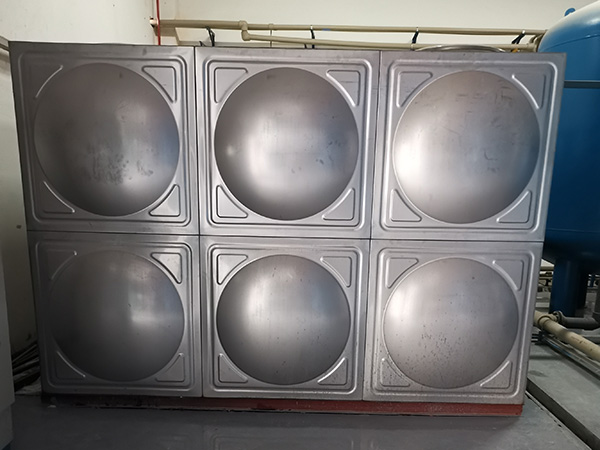 山東濰坊不鏽鋼消防保溫水箱，室內36噸保溫消防用水