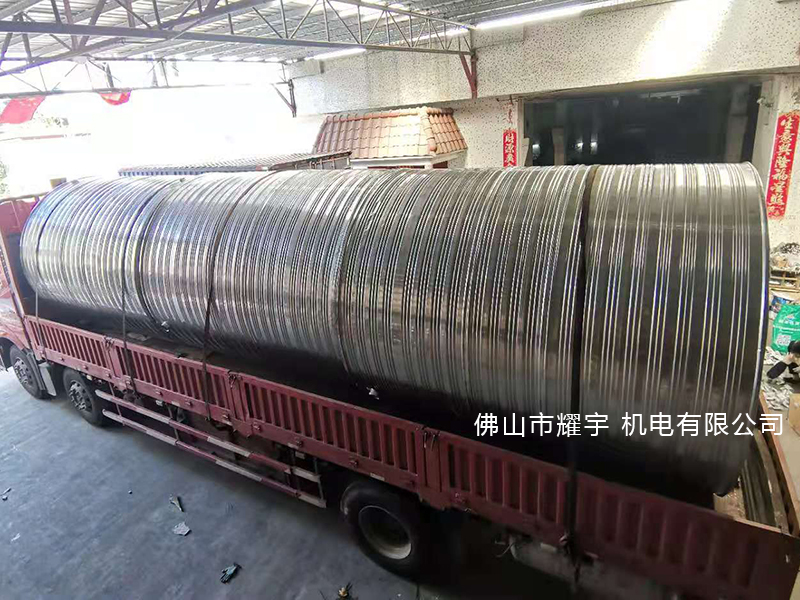 不(bu)鏽(xiu)鋼(gang)生(sheng)活(huo)水(shui)箱(xiang)圓(yuan)形(xing)立(li)式(shi)，佛(fo)山(shan)順(shun)德(de)倫(lun)教(jiao)街(jie)道(dao)