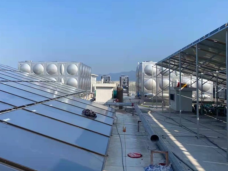 英德市人民醫院太陽能熱水工程保溫水箱2台